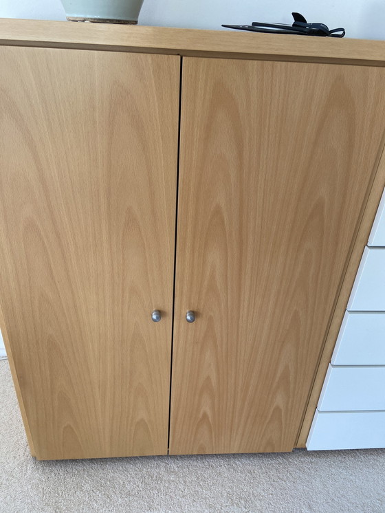 Image 1 of Leolux Hoog Dressoir Licht Eikenhout