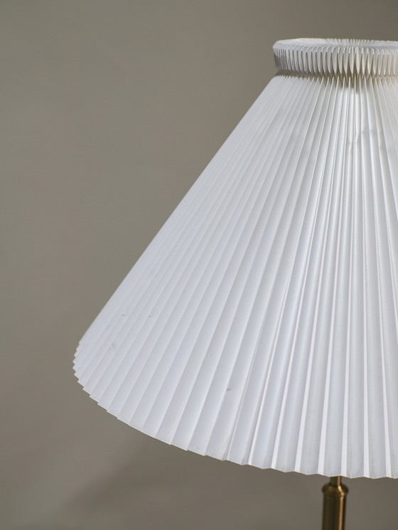 Image 1 of Le Klint 339 Vloerlamp Deens Vintage Messing Plissé Kap