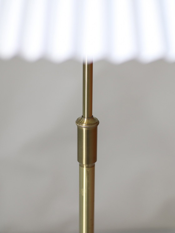Image 1 of Le Klint 339 Vloerlamp Deens Vintage Messing Plissé Kap