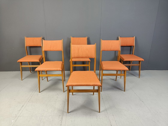 Image 1 of Mid Century Italiaanse eetkamerstoelen, 1950S