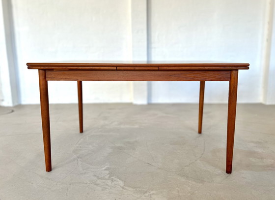 Image 1 of Deense Teak Midcentury Eettafel van Ar Møbler.