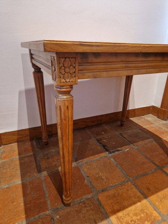 Image 1 of Set Van 2 Bijzettafels French Louis Xvi Style Walnut Tables