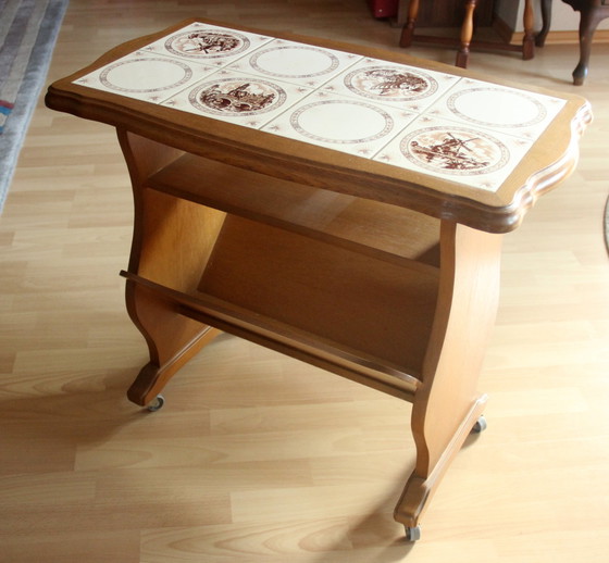 Image 1 of Mid Century krantenwagen hout met keramische tegels, op wielen, vintage