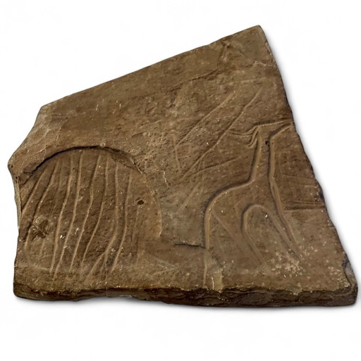 Uiterst Zeldzame Neolithische Rotsgravure 5000/10000 BC / Museumstuk