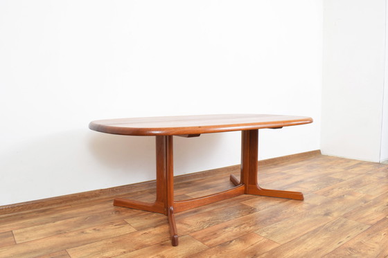 Image 1 of Mid Century Deense Teakhouten Salontafel van Dyrlund, 1970S