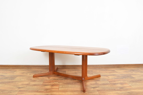 Image 1 of Mid Century Deense Teakhouten Salontafel van Dyrlund, 1970S