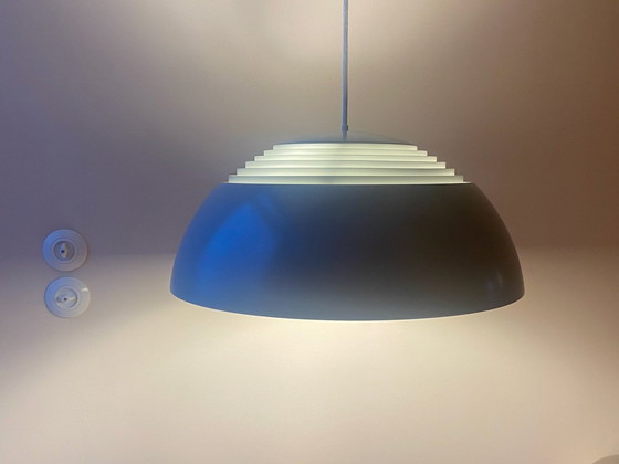 Image 1 of Louis Poulsen AJ Royal Hanger Grijs Arne Jacobsen Lamp