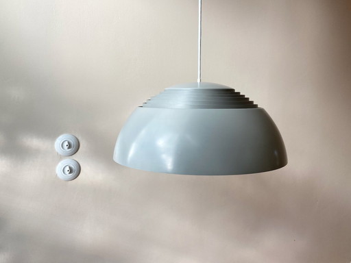 Louis Poulsen AJ Royal Hanger Grijs Arne Jacobsen Lamp