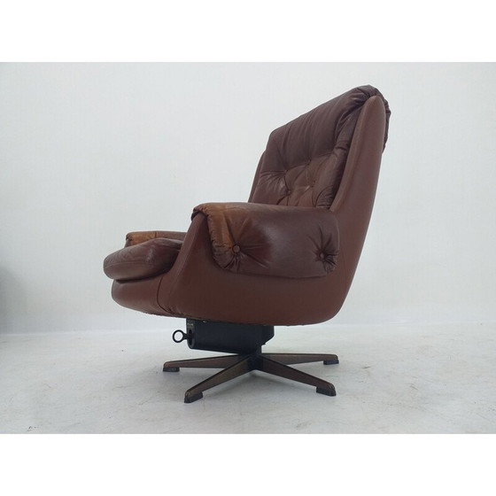 Image 1 of Mid Century draaibare leren fauteuil, PeeM, Finland, 1970