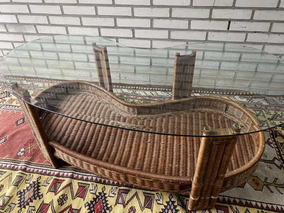 Image 1 of Vintage Rattan Glazen Salontafel