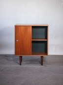 Schuifdeurkast Deens vintage teak