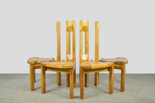 Laukaan Puu / Brutalistisch grenen eettafel stoelen (4) "Rantasipi" / Finland 1970