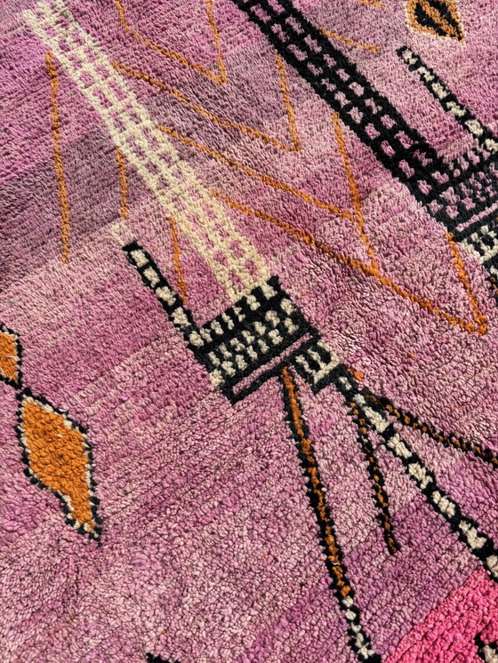 Image 1 of Nieuw Roze Berber Vloerkleed Met Gewaagde Geometrische Ontwerpen