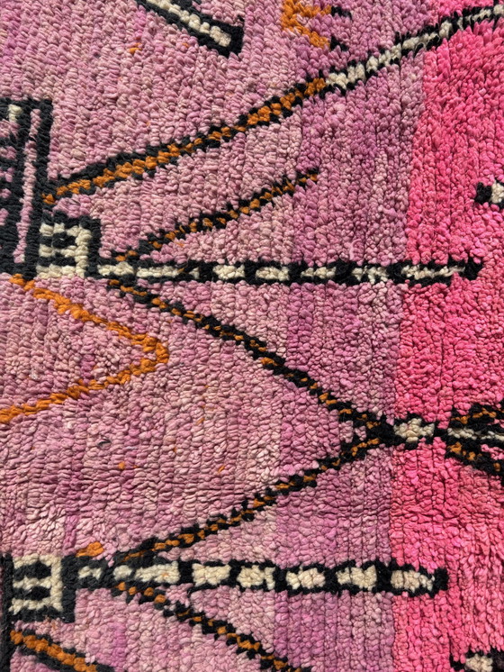 Image 1 of Nieuw Roze Berber Vloerkleed Met Gewaagde Geometrische Ontwerpen