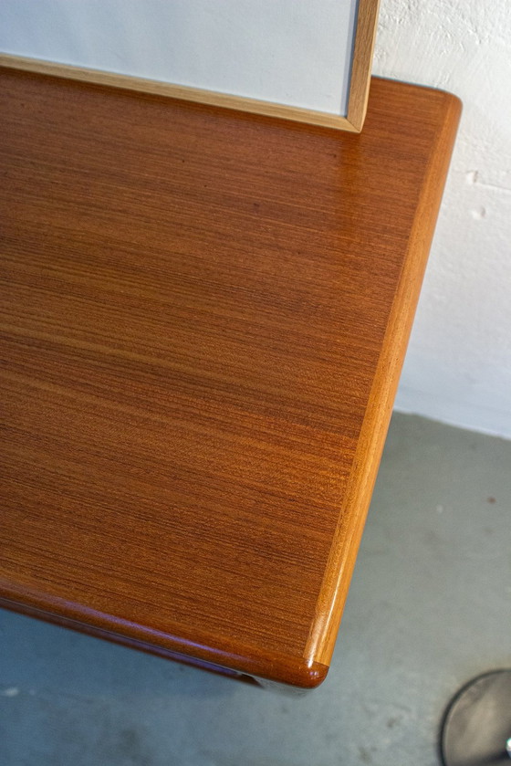 Image 1 of Vintage Dyrlund teakhouten ladekast dressoir