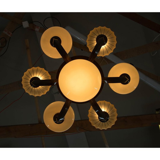 Image 1 of Vintage kroonluchter in gelakt hout, 1920