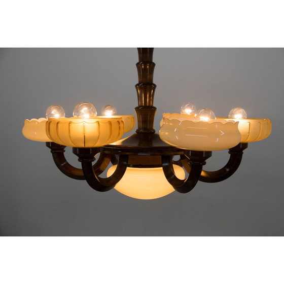 Image 1 of Vintage kroonluchter in gelakt hout, 1920