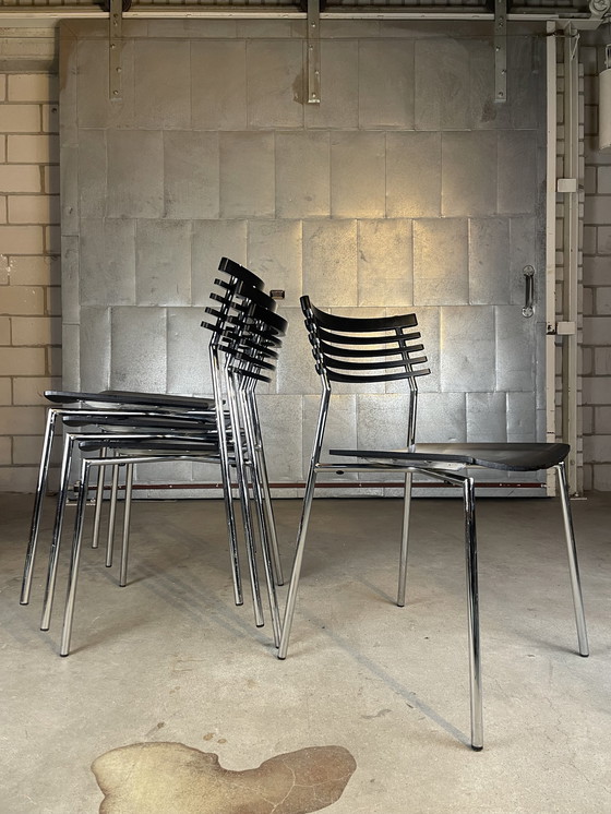 Image 1 of 4X Radius Chair By Thore Lassen & Soren Nielsen (Zwart)