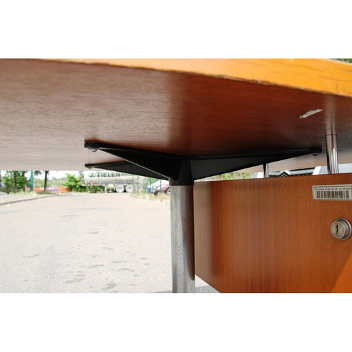 Vintage bureau in gelakt massief hout en verchroomd aluminium van Charles en Ray Eames