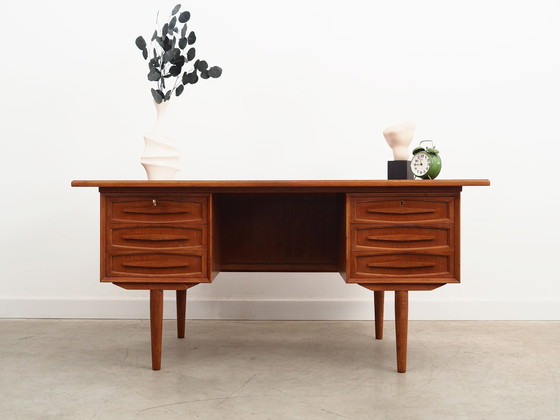 Image 1 of Eikenhouten bureau, Deens ontwerp, 1960S, Productie: Denemarken