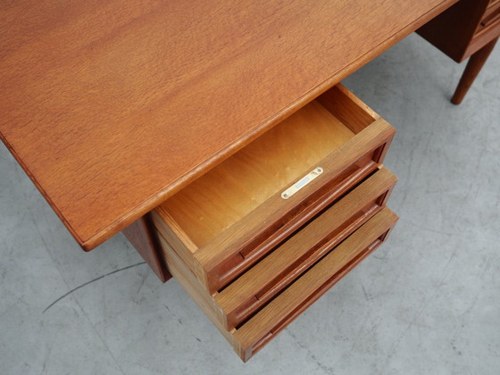 Image 1 of Eikenhouten bureau, Deens ontwerp, 1960S, Productie: Denemarken