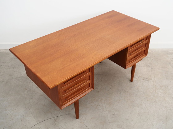 Image 1 of Eikenhouten bureau, Deens ontwerp, 1960S, Productie: Denemarken