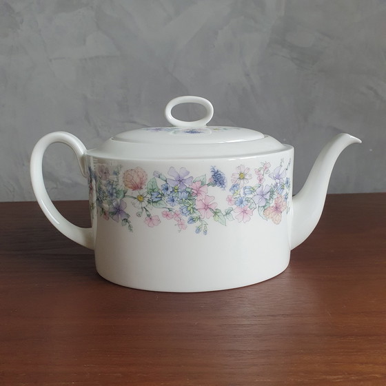 Image 1 of Wedgewood Bone China Angela Servies 17-Delig