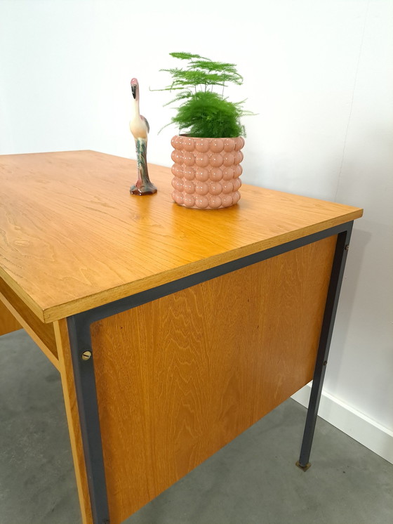 Image 1 of Fineer Hellerau Design Vrijstaand Bureau Met Lades