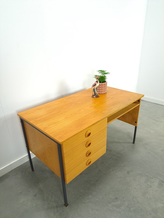 Image 1 of Fineer Hellerau Design Vrijstaand Bureau Met Lades