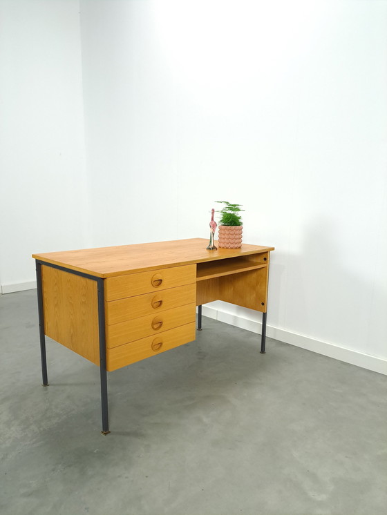 Image 1 of Fineer Hellerau Design Vrijstaand Bureau Met Lades