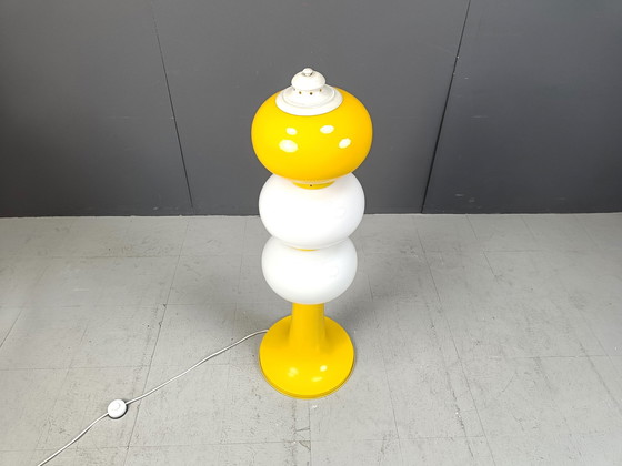 Image 1 of Mid Century Italiaanse glazen vloerlamp, 1960S