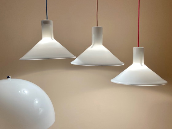 Image 1 of Vintage "P & T" opaal glazen hanglamp door Michael Bang voor Holmegaard, Denemarken 1970