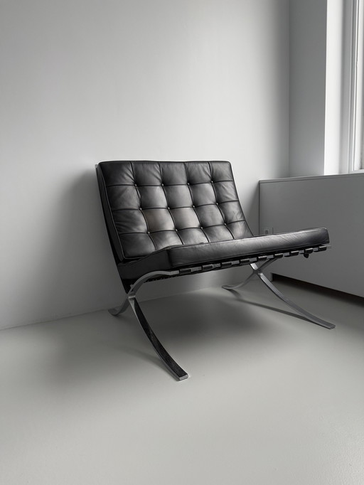 Ludwig Mies Van Der Rohe Leren Fauteuil Barcelona Voor Knoll