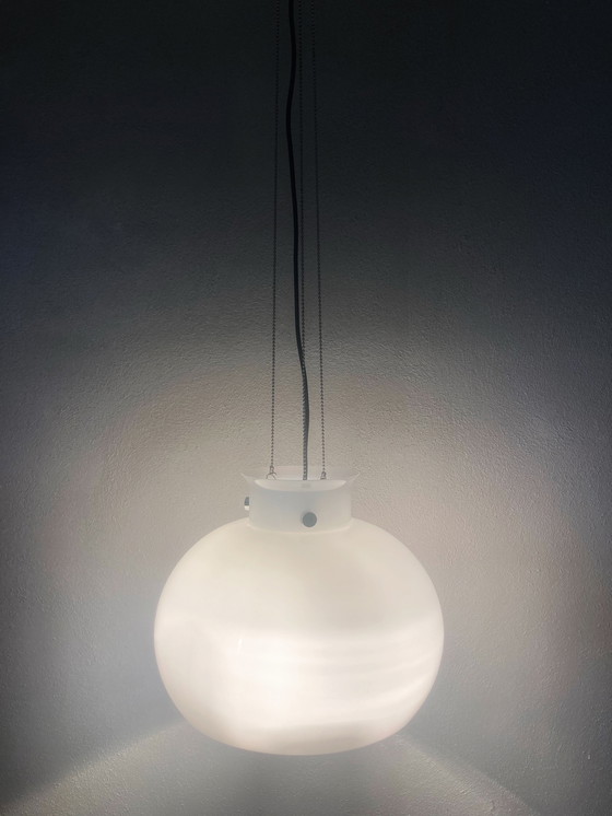 Image 1 of Glashütte Limburg opaline hanglamp