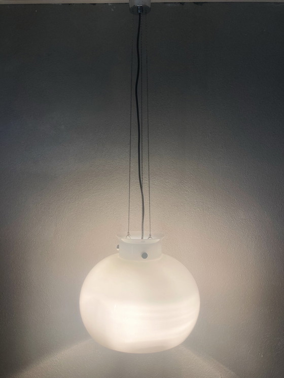 Image 1 of Glashütte Limburg opaline hanglamp