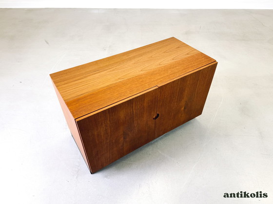 Image 1 of Mid Century boekenkast Bramin teak plankenkast