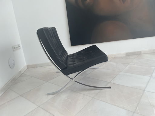 Knoll Barcelona chair