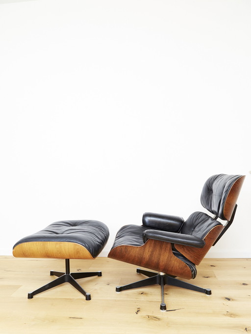 Charles & Ray Eames Loungestoel & Ottoman Voor Herman Miller