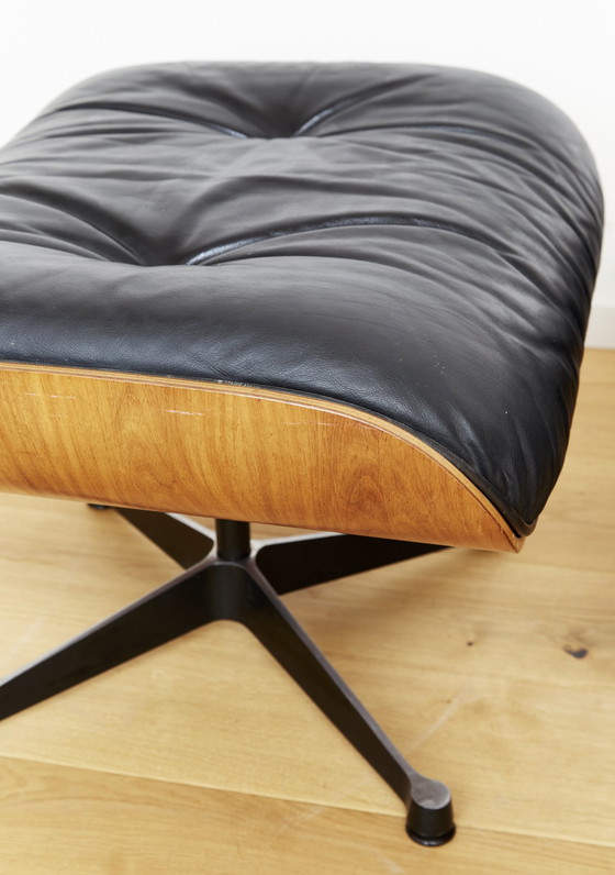 Image 1 of Charles & Ray Eames Loungestoel & Ottoman Voor Herman Miller