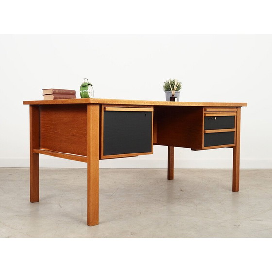 Image 1 of Essenhouten bureau, Deens ontwerp, jaren 1970, productie: Denemarken