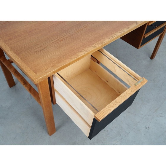 Image 1 of Essenhouten bureau, Deens ontwerp, jaren 1970, productie: Denemarken