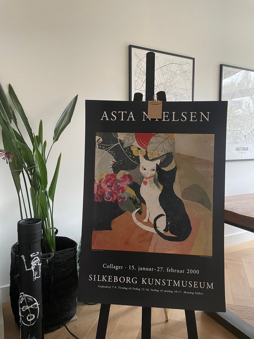 Asta S.M. Nielsen (1881-1972), Twee katten op tafel, 1962, Poster Tentoonstelling 2000