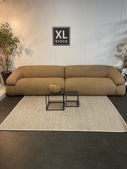 Xl Stock Bank