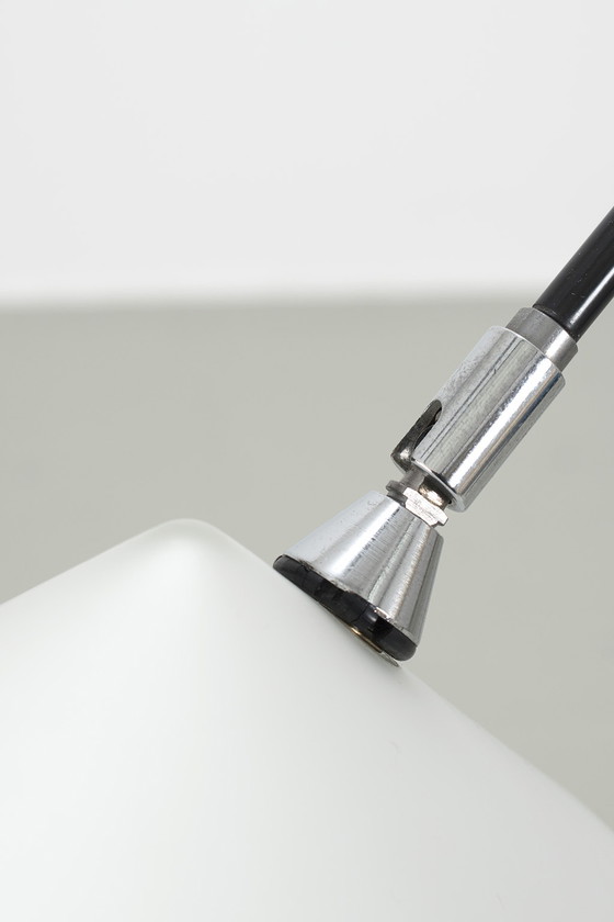 Image 1 of Pola Design leeslamp