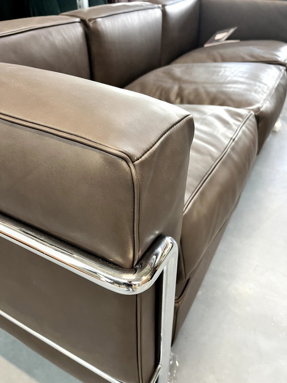 Image 1 of Cassina LC2 bank - Le Corbusier Mocca leder