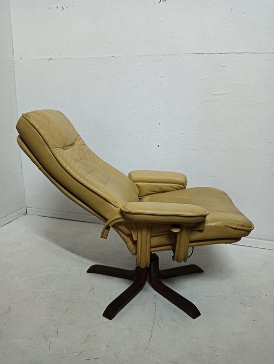 Image 1 of Fauteuil, Verstelbaar 