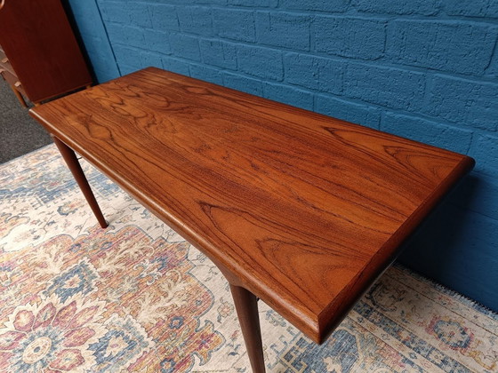 Image 1 of Vintage Teak Salontafel