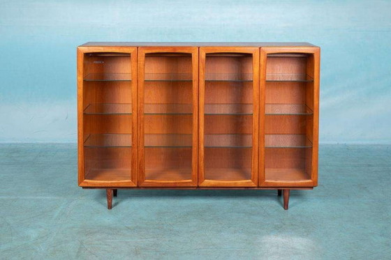 Image 1 of Vintage Deens design vitrine wandkast teak, glass highboard