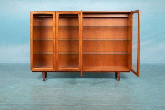 Image 1 of Vintage Deens design vitrine wandkast teak, glass highboard