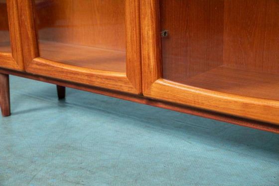 Image 1 of Vintage Deens design vitrine wandkast teak, glass highboard